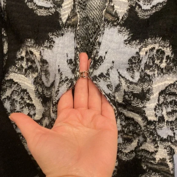 Free People sweater - Picture 11 of 11